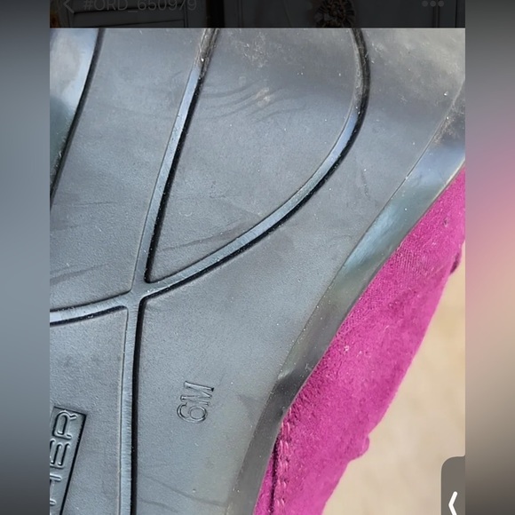 MARC FISHER fuscia pink heels - Picture 5 of 5